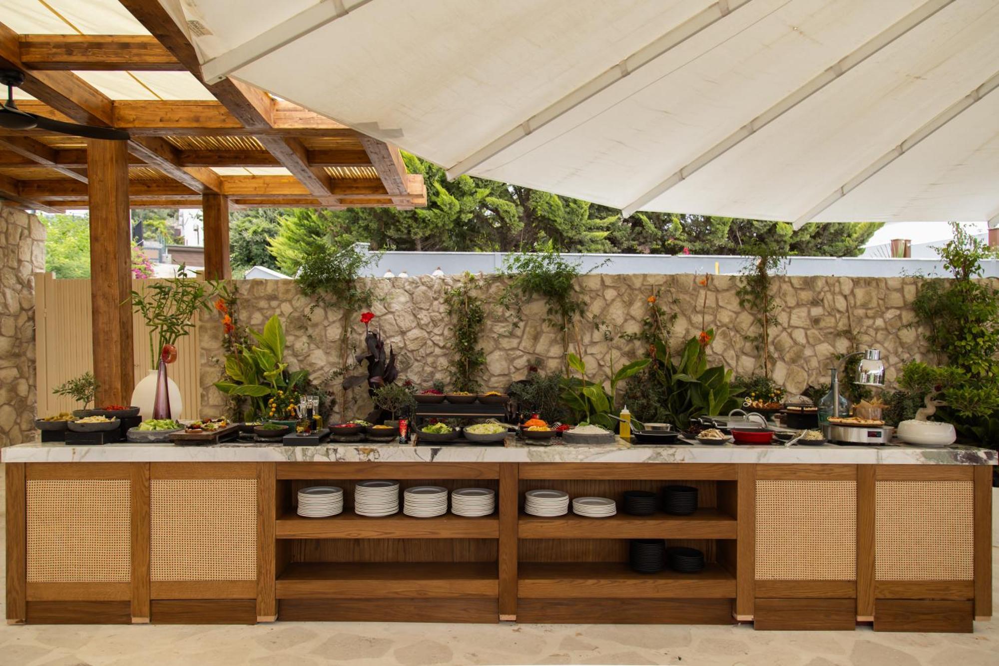Avantgarde Refined Hotel 5*